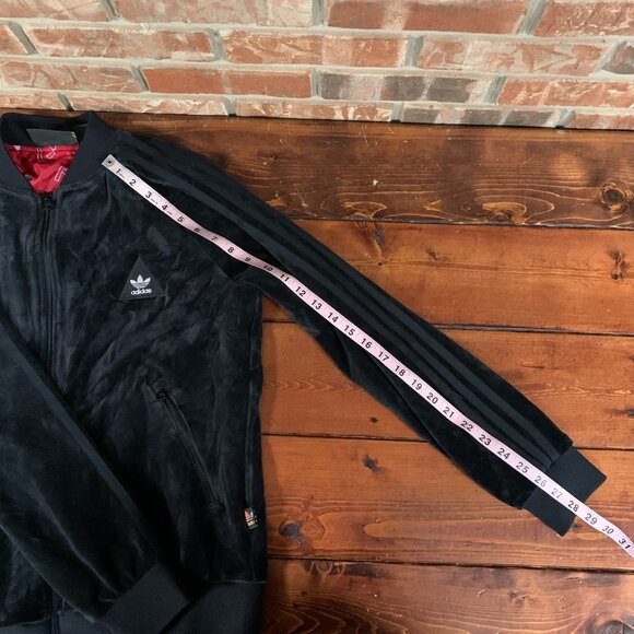 Adidas Pharrell Williams Collab Black Medium Velour Women's HU Track Jacket EUC - Picture 15 of 15